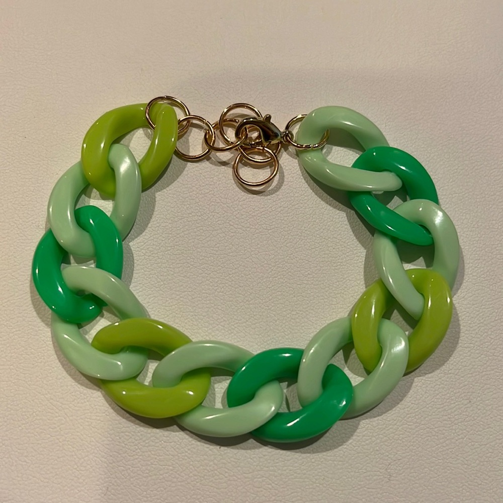 Handmade Greens Plastic Chain Link Bracelet Set